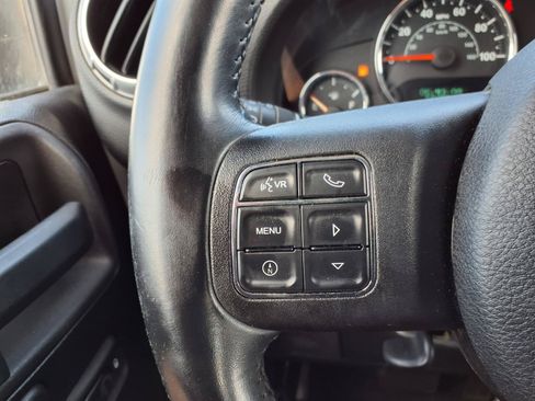 Used 2013 Jeep Wrangler Rubicon w/ Dual Top Group AWD/4WD image 13