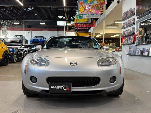 Used 2007 MAZDA MX-5 Miata Grand Touring w/ Premium Pkg RWD image 2