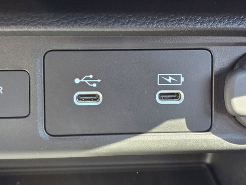 Used 2025 Honda Civic Sport image 3