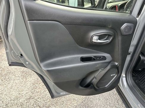 Certified 2021 Jeep Renegade Trailhawk w/ Sun & Sound Group image 20