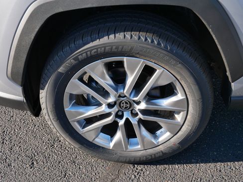 Certified 2025 Toyota RAV4 XLE Premium image 15