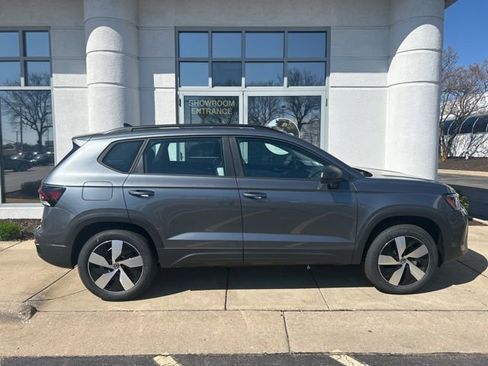 New 2026 Volkswagen Taos S AWD/4WD image 2