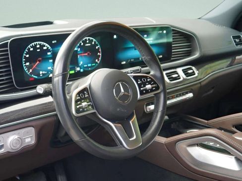 Used 2022 Mercedes-Benz GLS 450 4MATIC image 52