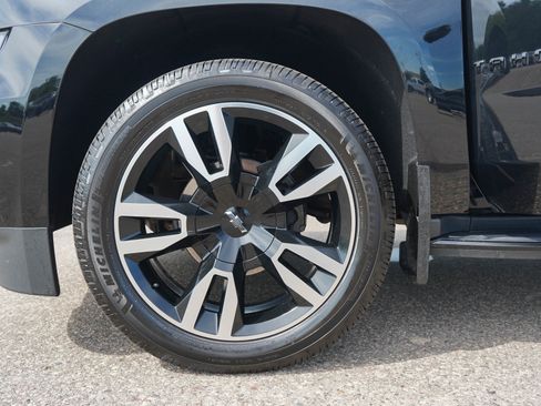 Used 2019 Chevrolet Tahoe LT w/ RST Edition AWD/4WD image 32