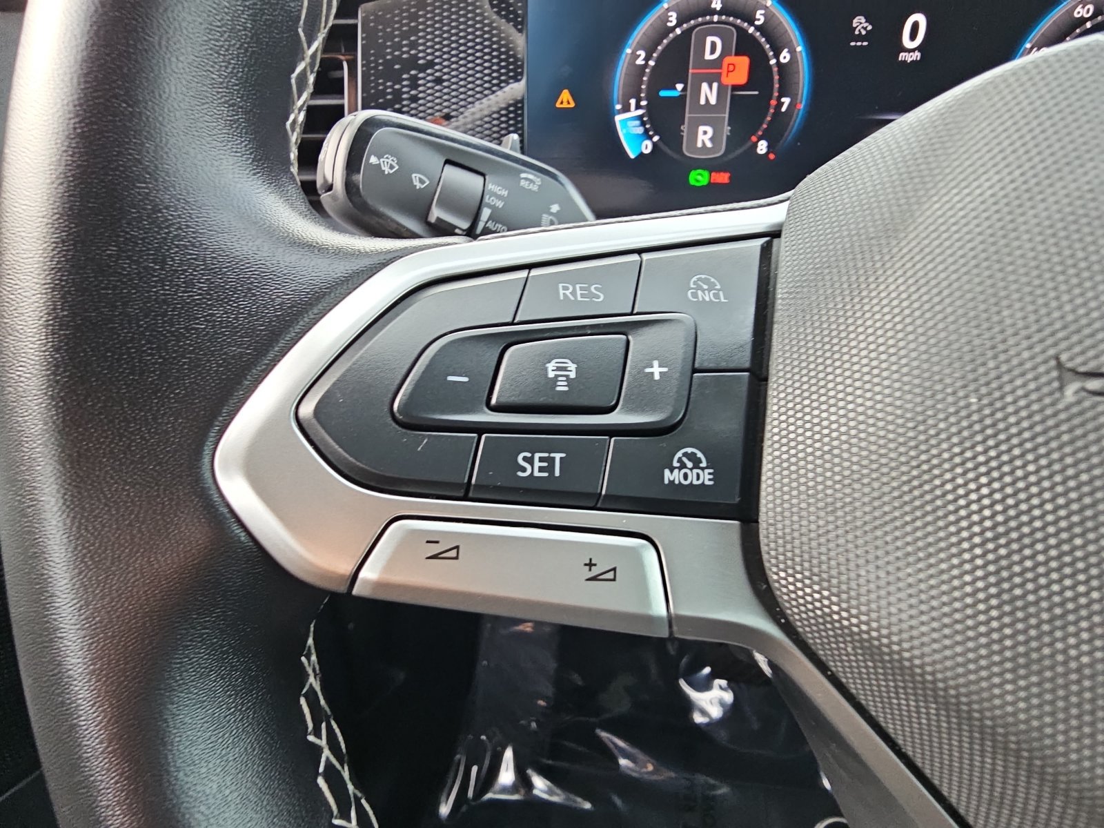 Used 2025 Volkswagen Tiguan S FWD image 16