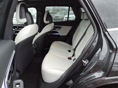 New 2026 Mercedes-Benz GLC 300 GLC 300 image 12
