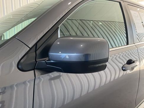 Certified 2025 Honda Pilot EX-L image 3