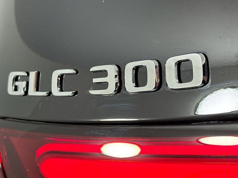 New 2026 Mercedes-Benz GLC 300 image 8
