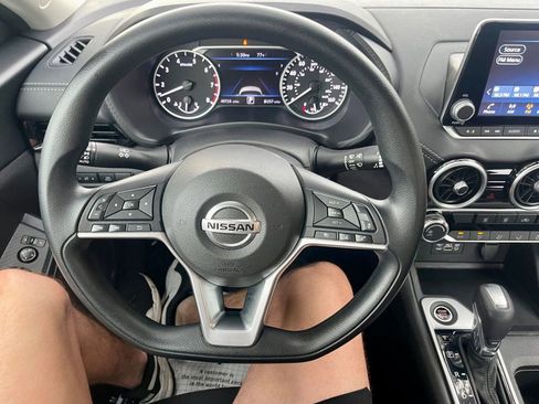 Used 2023 Nissan Sentra SV image 13