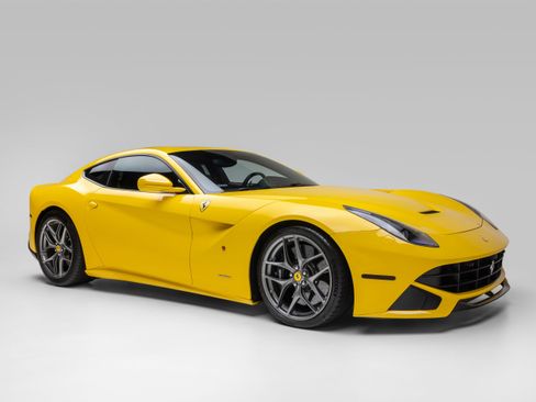 Certified 2017 Ferrari F12 Berlinetta RWD image 13
