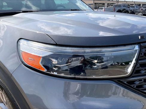 Used 2021 Ford Explorer XLT w/ Equipment Group 202A RWD image 33