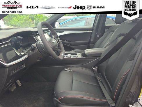 Used 2025 Jeep Wagoneer S Launch Edition AWD/4WD image 4