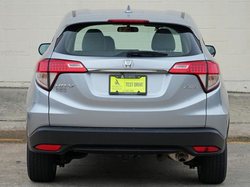 Used 2020 Honda HR-V LX image 41