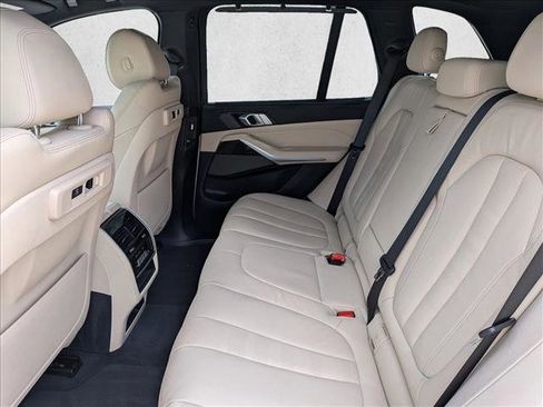 Used 2021 BMW X5 xDrive40i w/ Executive Package image 20