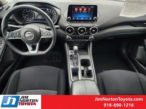 Used 2023 Nissan Sentra SV image 28