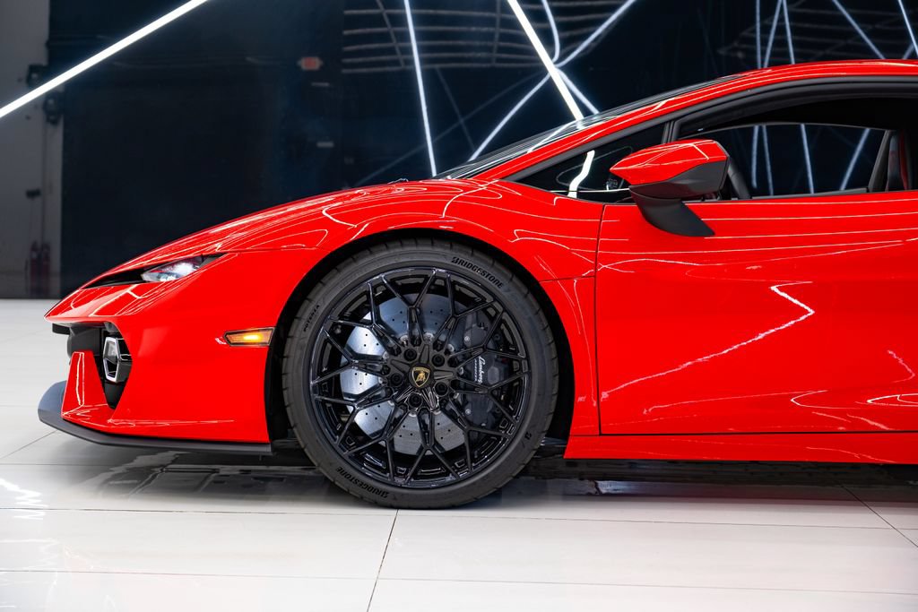 Used 2026 Lamborghini Temerario AWD/4WD image 8