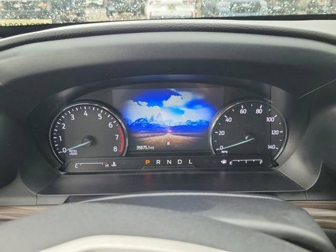 Certified 2022 Ford Explorer Limited w/ Equipment Group 301A RWD image 21