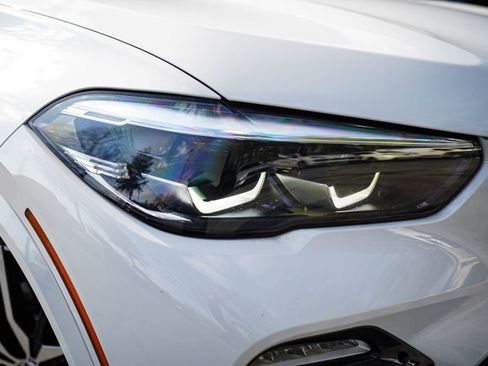 Used 2020 BMW X5 sDrive40i w/ M Sport Package image 7