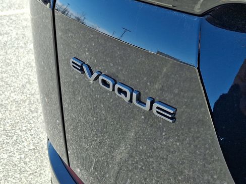 Used 2026 Land Rover Range Rover Evoque S AWD/4WD image 30