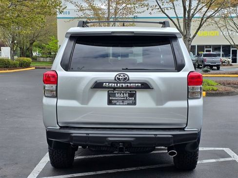 Used 2011 Toyota 4Runner Trail AWD/4WD image 6