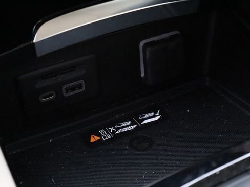 Used 2023 Buick Envision Avenir FWD image 25