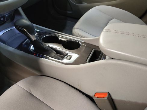 Used 2025 Chevrolet Malibu LT FWD image 26