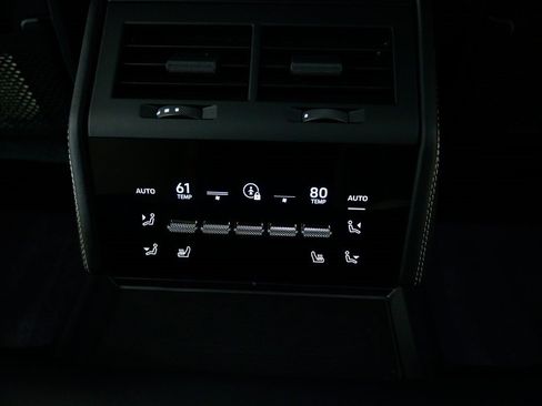 Used 2025 Porsche Panamera 4 image 18