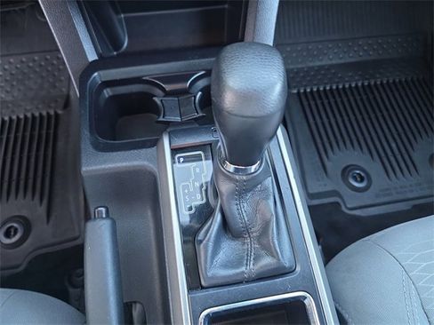 Used 2018 Toyota Tacoma SR5 image 22
