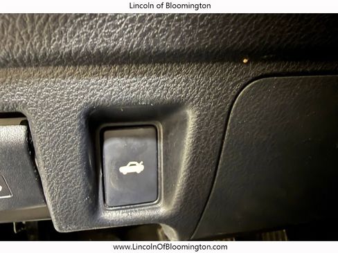 Used 2016 Lexus IS 300 AWD image 24