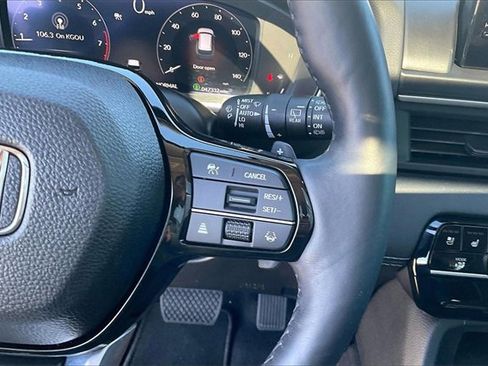 Used 2023 Honda Pilot Elite image 17