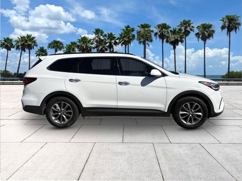 Used 2019 Hyundai Santa Fe XL SE image 8
