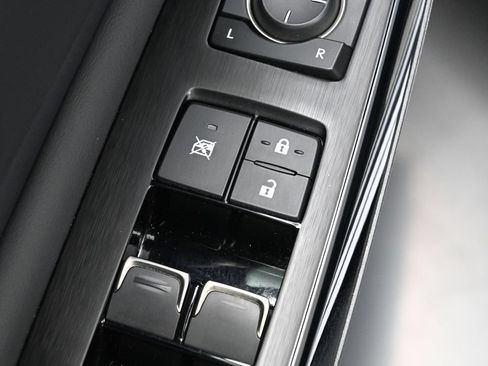 Used 2025 Lexus ES 350 w/ Accessory Package (Z1) FWD image 13
