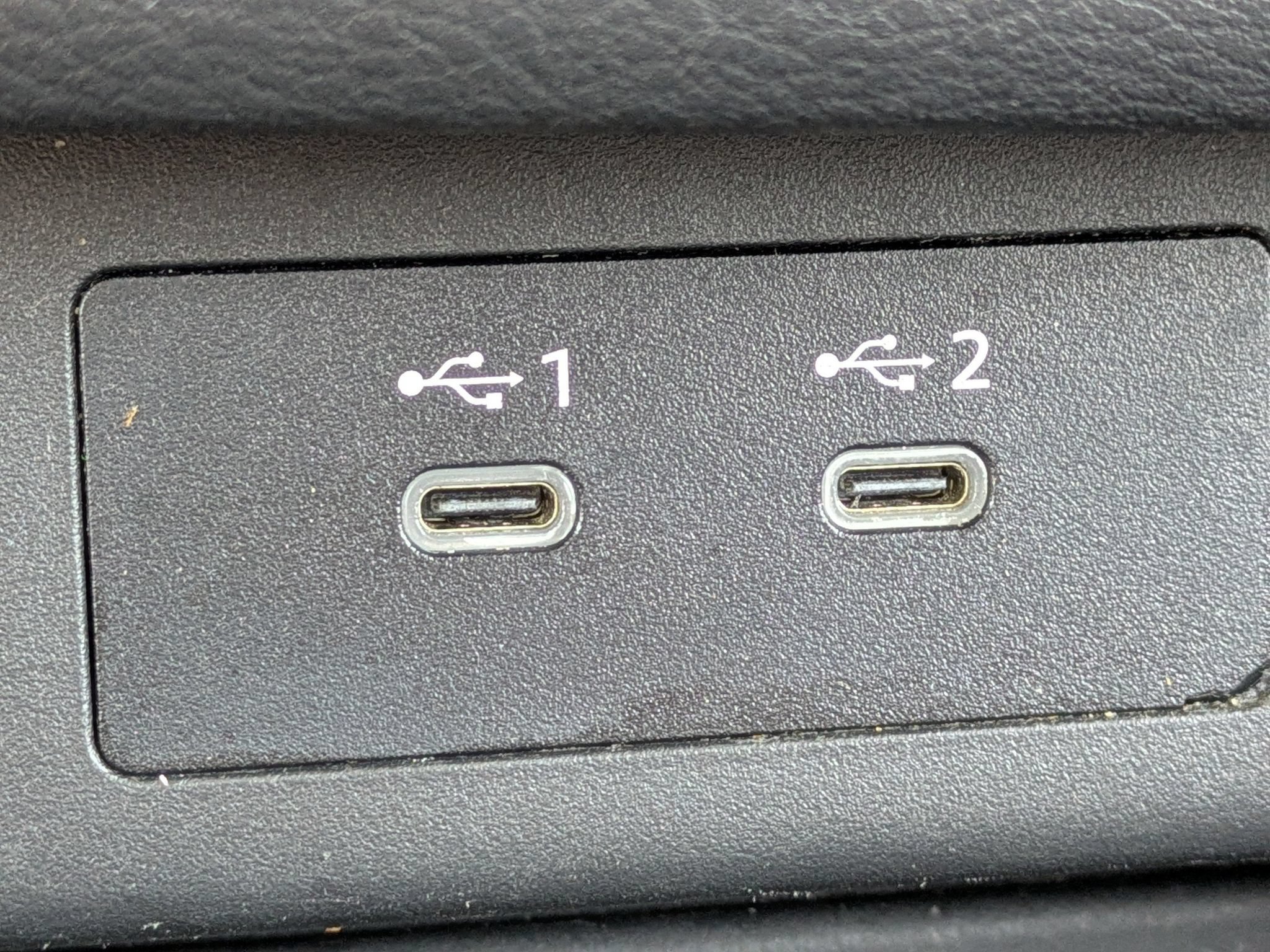 Certified 2025 Nissan Rogue SV FWD image 22