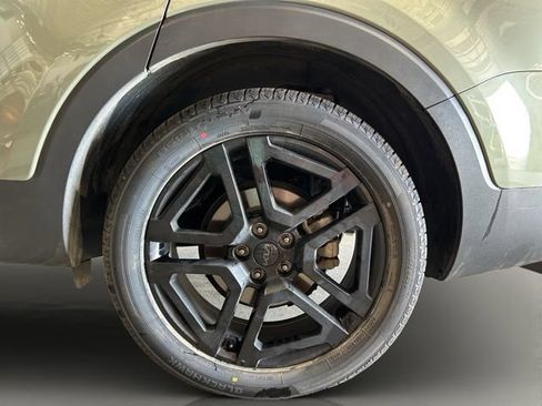 Used 2025 Kia Telluride SX X-Line AWD/4WD image 37