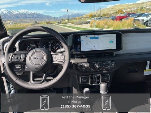 New 2025 Jeep Gladiator Sport image 17