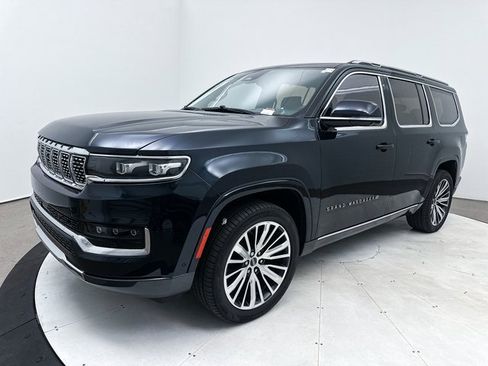 Used 2022 Jeep Grand Wagoneer Series III image 16