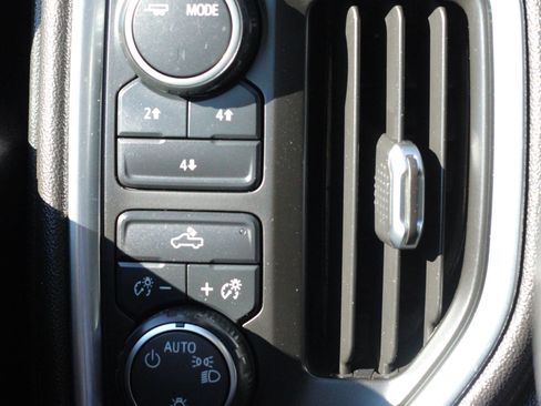 Used 2020 Chevrolet Silverado 3500 LT image 20