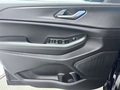 Used 2024 Jeep Grand Cherokee L Altitude image 4