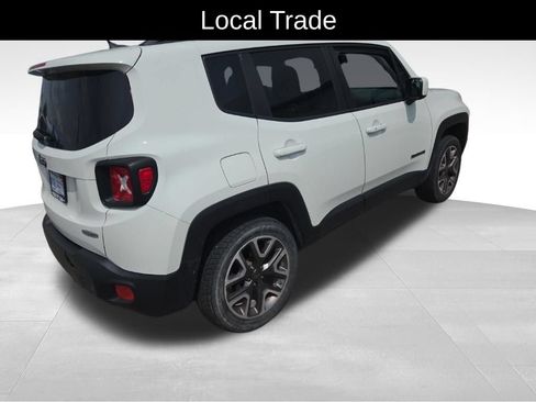 Used 2017 Jeep Renegade Latitude w/ Cold Weather Group AWD/4WD image 7