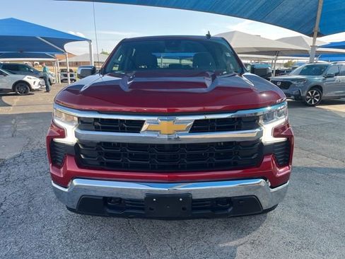 Used 2023 Chevrolet Silverado 1500 LT w/ Z71 Off-Road Package AWD/4WD image 2