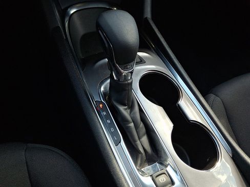 Used 2023 Chevrolet Malibu LT image 13