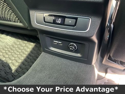 Used 2023 Audi Q5 e Premium Plus w/ Premium Plus Package image 25