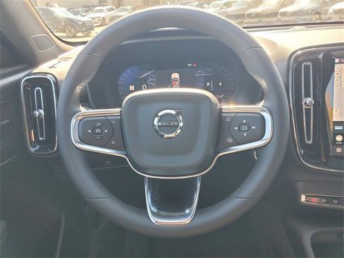 New 2026 Volvo XC40 B5 Ultra w/ Protection Package Premier image 30