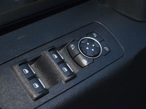 Used 2019 Ford F150 Raptor w/ Equipment Group 802A Luxury image 15