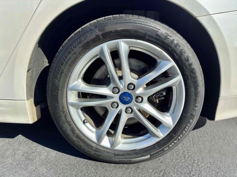 Used 2016 Ford Fusion Energi Titanium w/ Driver Assist Package FWD image 14