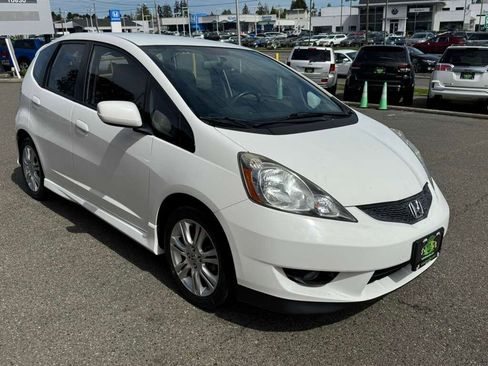 Used 2011 Honda Fit Sport image 4