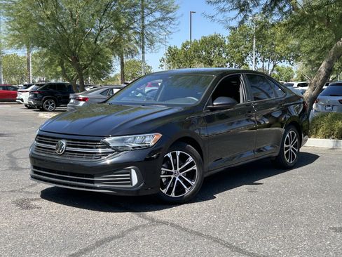 Certified 2024 Volkswagen Jetta Sport FWD image 31