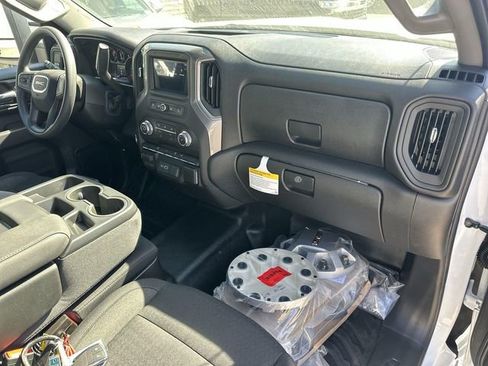 New 2026 GMC Sierra 3500 Pro w/ Fleet Convenience Package image 21