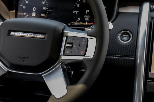 New 2026 Land Rover Discovery Limited Edition AWD/4WD image 25