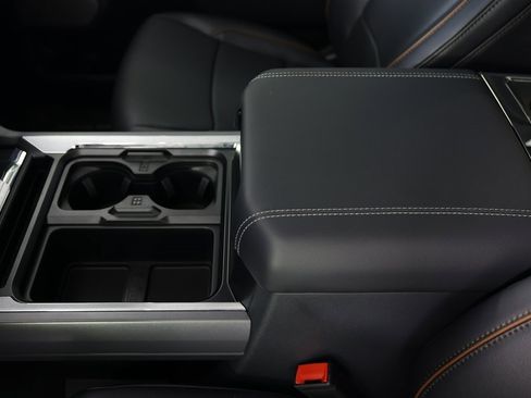 Used 2025 Ford F450 Lariat w/ Lariat Ultimate Package image 40